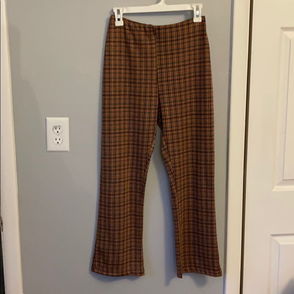 Urban Outfitters cropped flare pants Medium